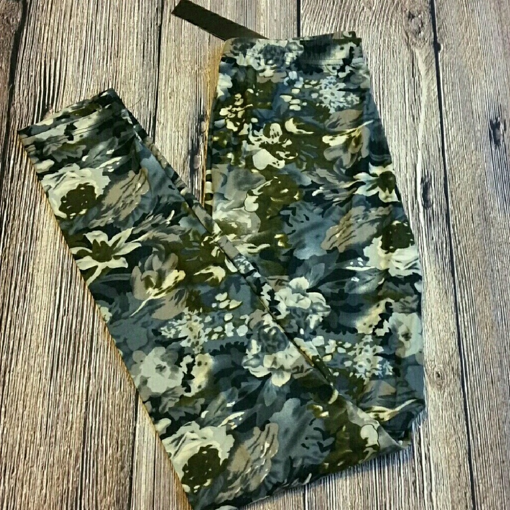 PLUS Floral leggings, blue olive beige